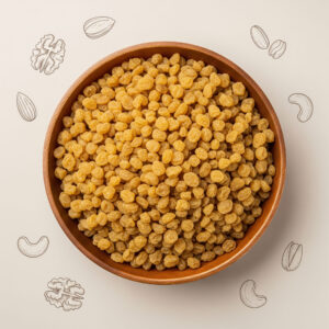 Buy premium dry yellow grapes online from Chennai’s trusted dry fruits shop.